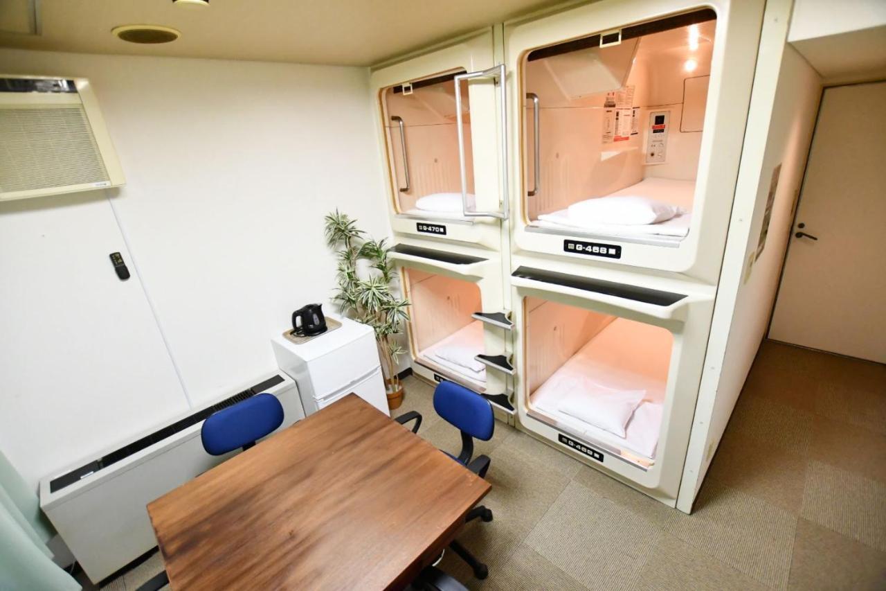 Capsule Hotel Asahi Plaza Shinsaibashi Ósaka Exteriér fotografie